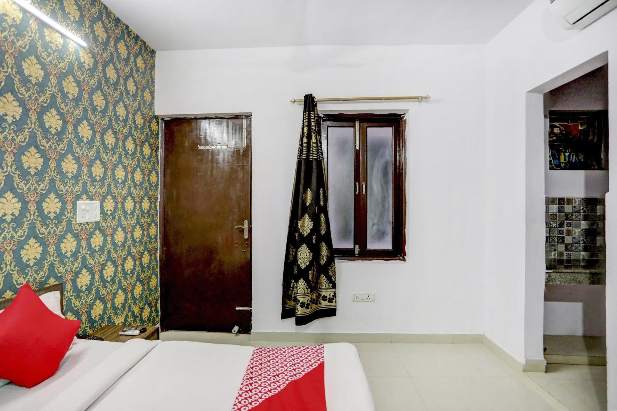 Hotel O Blissbourn New Delhi Exterior photo