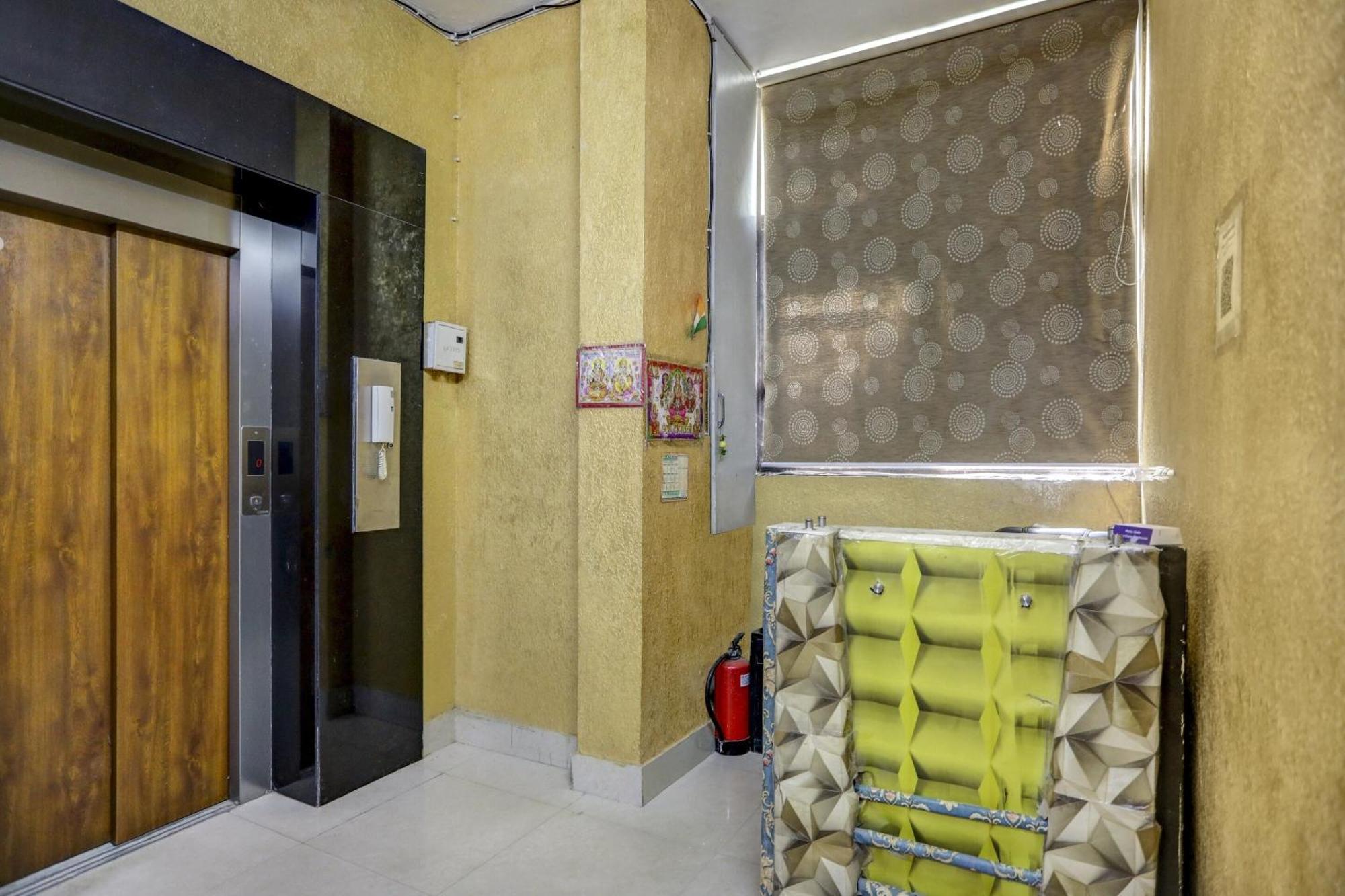 Hotel O Blissbourn New Delhi Exterior photo
